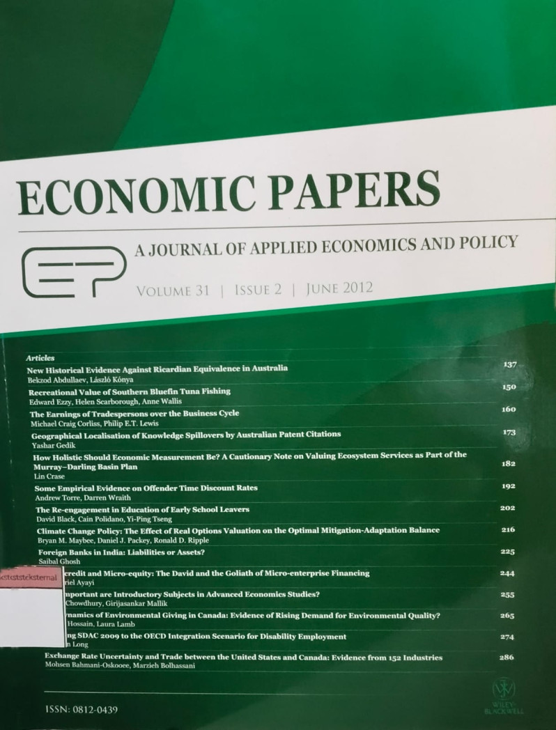 Economica Edisi 45 - 2011 : Minapolitan, Upaya Merajut Mimpi Bangsa Bahari